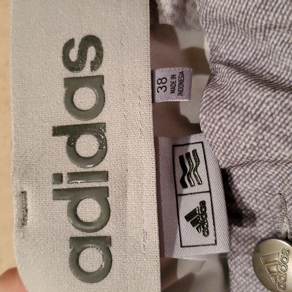 ADIDAS men's size 38 clima-lite Flat front shorts, golf shorts. - Picture 5 of 8